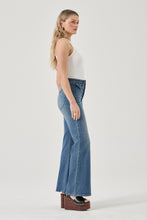 Load image into Gallery viewer, Eastcoast Flare - Stella Dakota Blue
