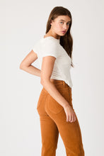 Load image into Gallery viewer, Eastcoast Flare Corduroy Pants - Caramel
