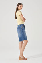 Load image into Gallery viewer, Classic Tee - Sport
