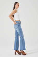 Load image into Gallery viewer, Midtown Boot - Iris Blue
