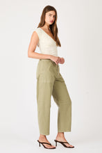 Load image into Gallery viewer, Gigi Barrel Trade Pants - Drill Summer Olive
