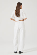 Load image into Gallery viewer, Arc Barrel - White Gold
