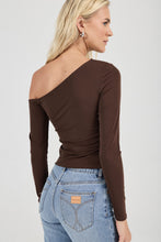 Load image into Gallery viewer, Natasha Off Shoulder Top
