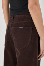 Load image into Gallery viewer, Gigi Barrel Jean - Espresso Cord
