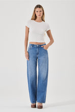 Load image into Gallery viewer, Daisy Lace Tee - Vintage White
