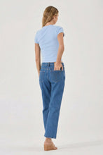 Load image into Gallery viewer, 90's Boyfriend Jeans - Canyon Stone

