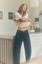 Load image into Gallery viewer, Arc Barrel Jean - Black Sand
