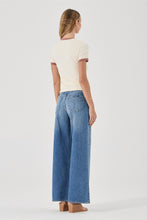 Load image into Gallery viewer, Classic Ringer Tee - Cream
