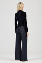Load image into Gallery viewer, Cameo Long Sleeve Top Velvet
