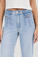 Load image into Gallery viewer, Eastcoast Flare Jean - Bowery Braid
