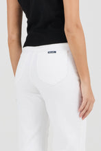 Load image into Gallery viewer, Eastcoast Flare Jean - Vintage White
