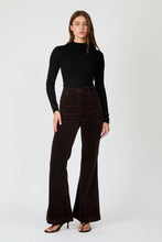 Load image into Gallery viewer, Eastcoast Flare Corduroy Pants - Espresso
