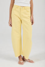 Load image into Gallery viewer, Arc Barrel Jean - Cali Sun
