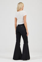 Load image into Gallery viewer, Uptown Flare Jean - Noir

