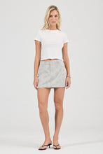 Load image into Gallery viewer, 90's Relaxed Mini Skirt - Python

