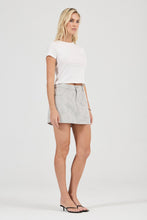 Load image into Gallery viewer, 90's Relaxed Mini Skirt - Python
