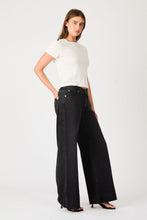 Load image into Gallery viewer, Frankie Loose Jeans Long - Mercer Black
