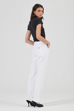 Load image into Gallery viewer, Meg Straight Jean - Vintage White
