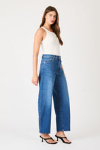 Load image into Gallery viewer, Gigi Barrel Jeans - Reign
