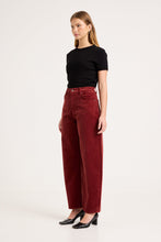 Load image into Gallery viewer, Gigi Barrel Jean - Burnt Sienna Cord
