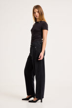 Load image into Gallery viewer, Arc Barrel Jean - Mercer Black
