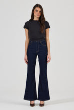 Load image into Gallery viewer, Eastcoast Flare Jean - Amelie

