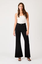 Load image into Gallery viewer, Eastcoast Flare Jeans - Black
