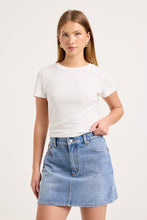 Load image into Gallery viewer, 90's Relaxed Mini Skirt - Surrender
