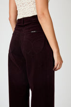 Load image into Gallery viewer, Gigi Barrel Corduroy Pants - Dark Cherry

