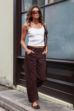 Load image into Gallery viewer, Arc Barrel Trade Jean  - Chocolate
