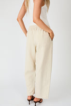 Load image into Gallery viewer, Wayland Barrel Pants
