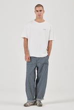 Load image into Gallery viewer, Ezy Jean Barrel - Hickory Roll
