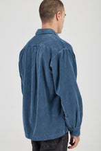 Load image into Gallery viewer, Campus Chunky Cord Long Sleeve Shirt - Washed Blue
