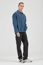 Load image into Gallery viewer, Campus Chunky Cord Long Sleeve Shirt - Washed Blue
