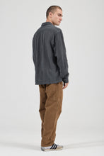 Load image into Gallery viewer, Heavy Weave Long Sleeve - Washed Black
