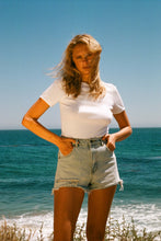 Load image into Gallery viewer, Dusters Short Layla Bleach
